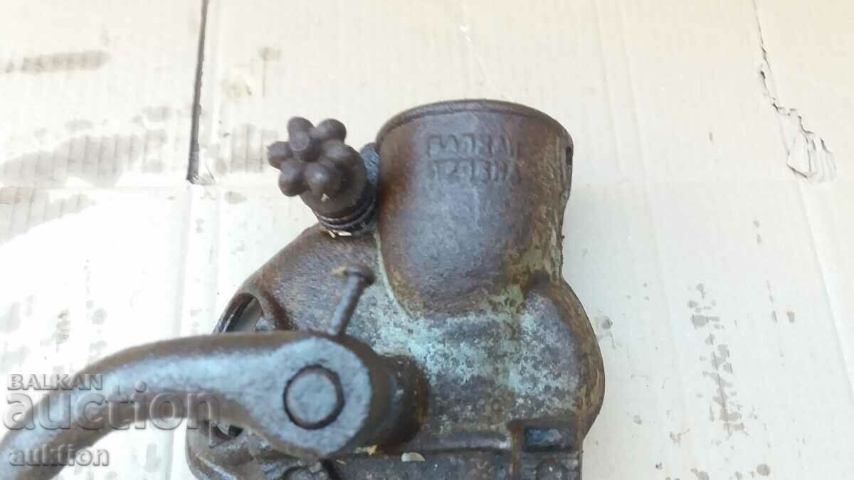 Delivery of MACHINE FOR GRINDING CORN, CORN Delivery of MACHINE FOR GRINDING CORN, CORN