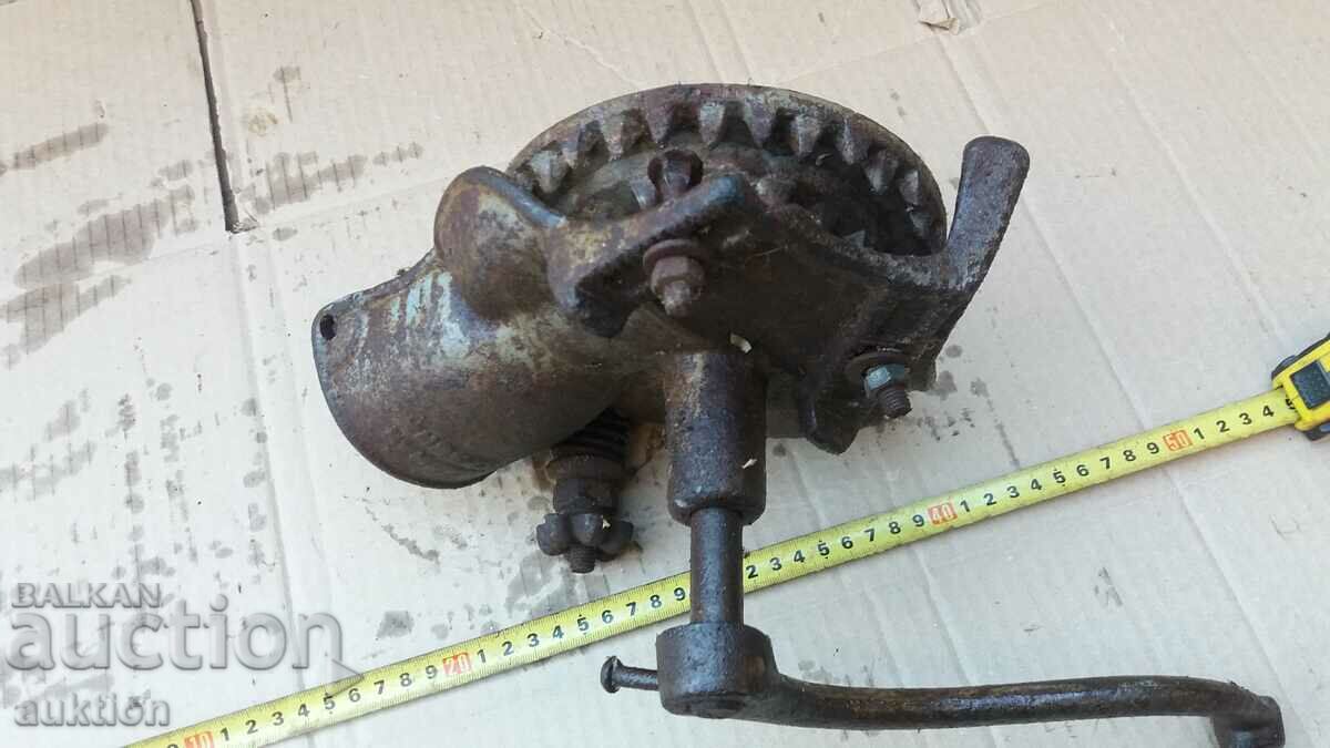 MACHINE FOR GRINDING CORN, CORN - 6 MACHINE FOR GRINDING CORN, CORN - 6