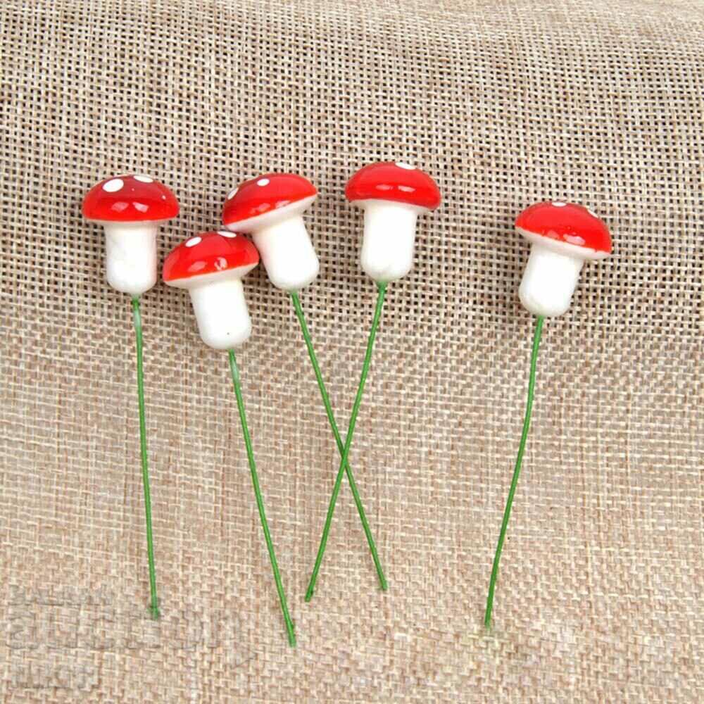 Auction 10 pcs. poisonous mushrooms decoration for pots, flowers Auction 10 pcs. poisonous mushrooms decoration for pots, flowers