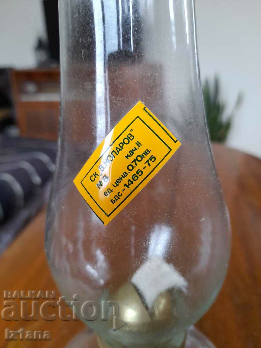 Доставка на Стара газена лампа Доставка на Стара газена лампа