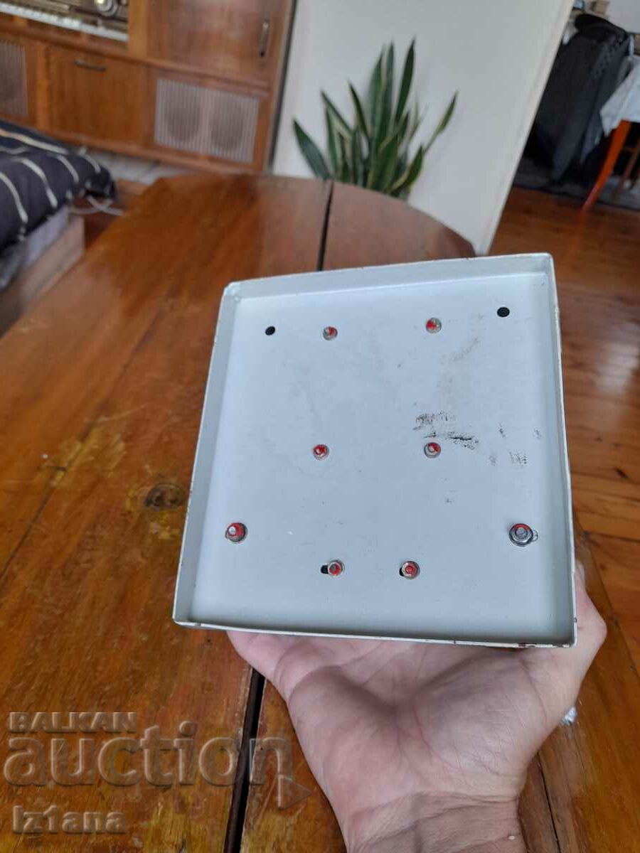 Δημοπρασία Παλιό τροφοδοτικό Δημοπρασία Παλιό τροφοδοτικό