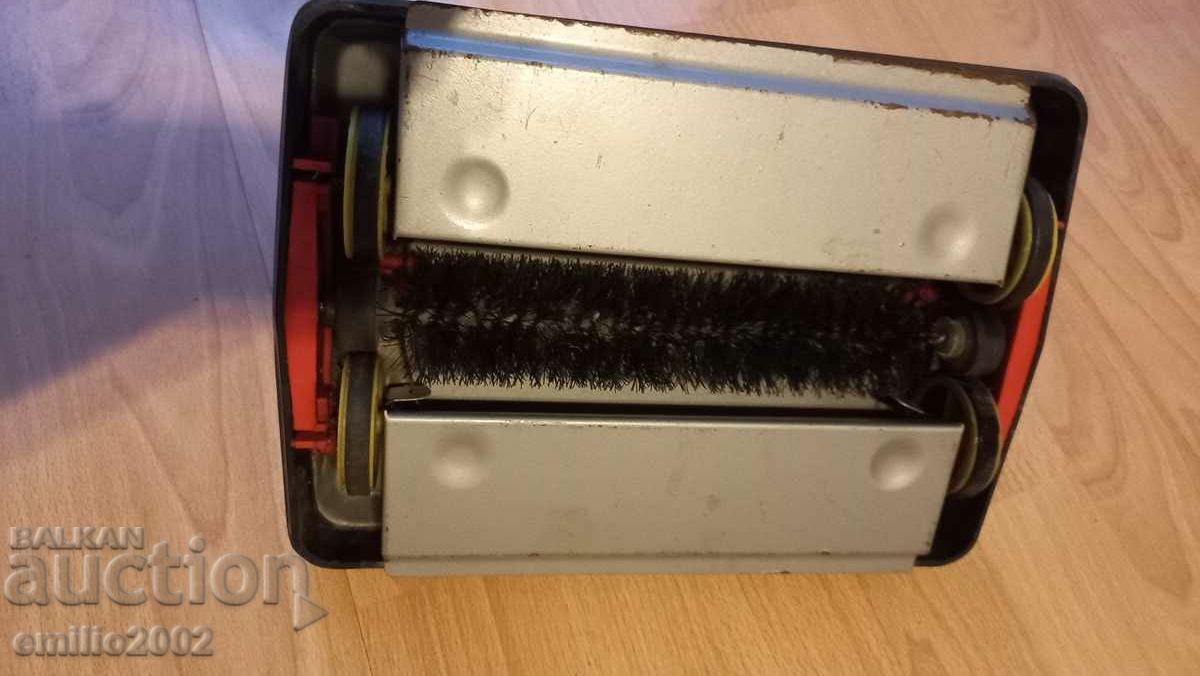 Delivery of Floor cleaner retro soc Delivery of Floor cleaner retro soc