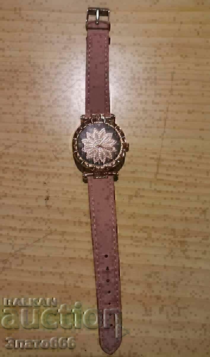 Ladies watch Ladies watch