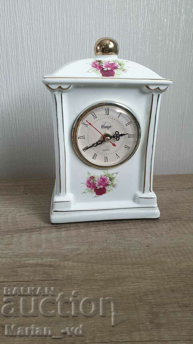 Old table porcelain quartz clock with price 80.00 BGN | € 40.90 Old table porcelain quartz clock with price 80.00 BGN | € 40.90