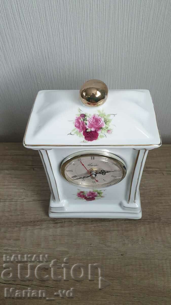 Auction Old table porcelain quartz clock Auction Old table porcelain quartz clock