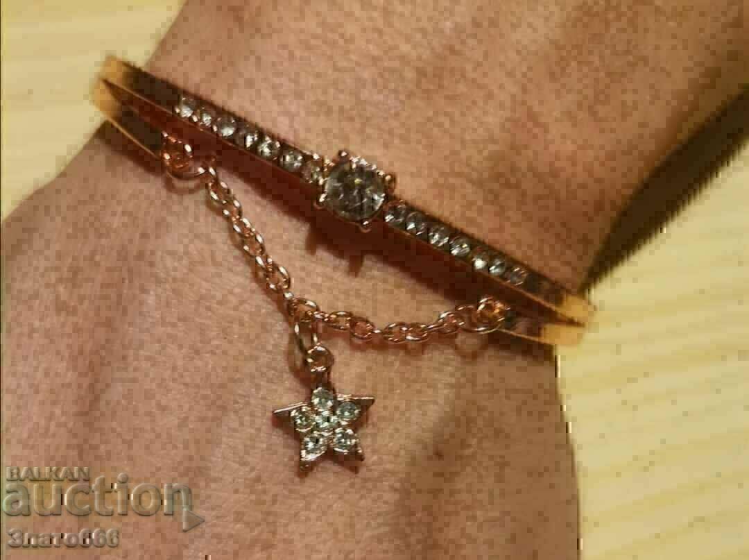 Beautiful women's bracelet with price 5.00 BGN | € 2.56 Beautiful women's bracelet with price 5.00 BGN | € 2.56