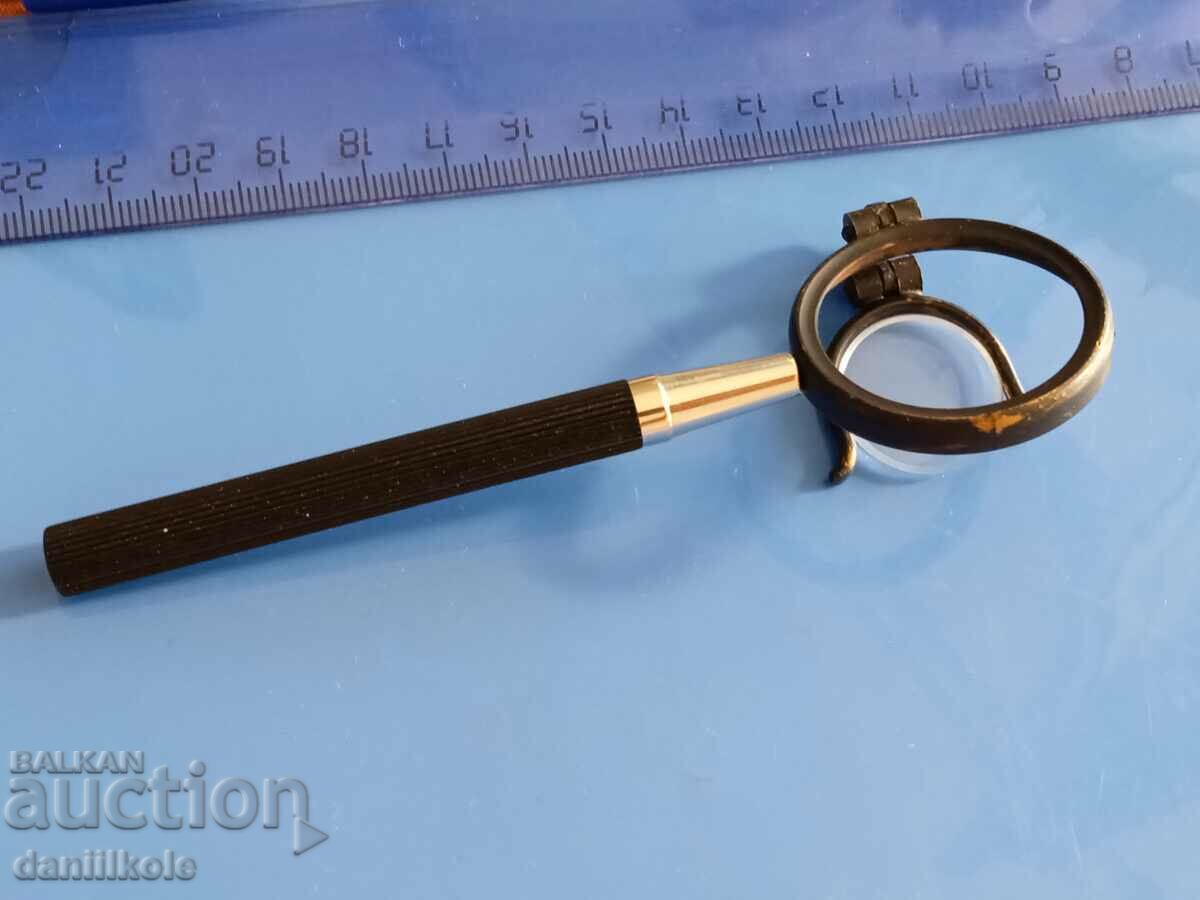 Delivery of *$*Y*$* OLD MAGNIFIER MAGNIFYING GLASS *$*Y*$*