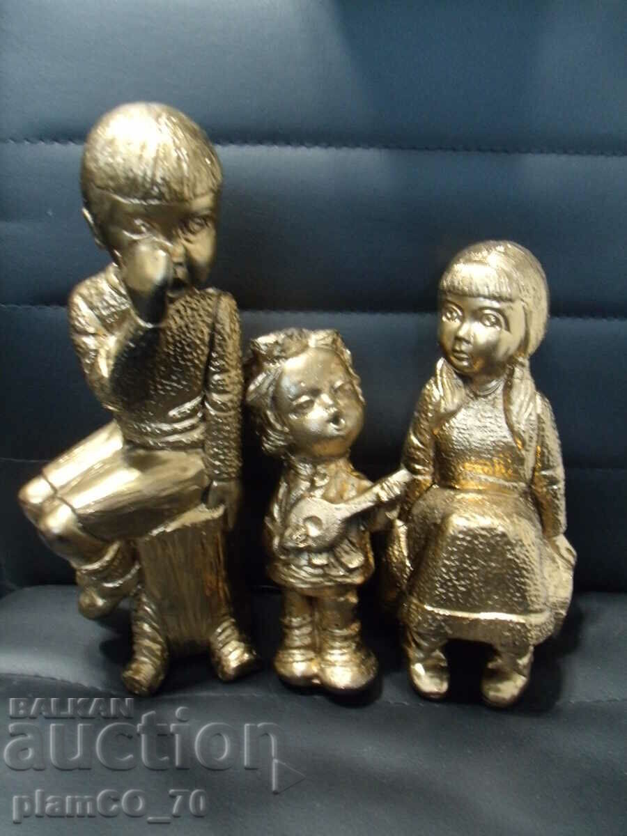 Delivery of No.*7259 three old figures / statuettes Delivery of No.*7259 three old figures / statuettes