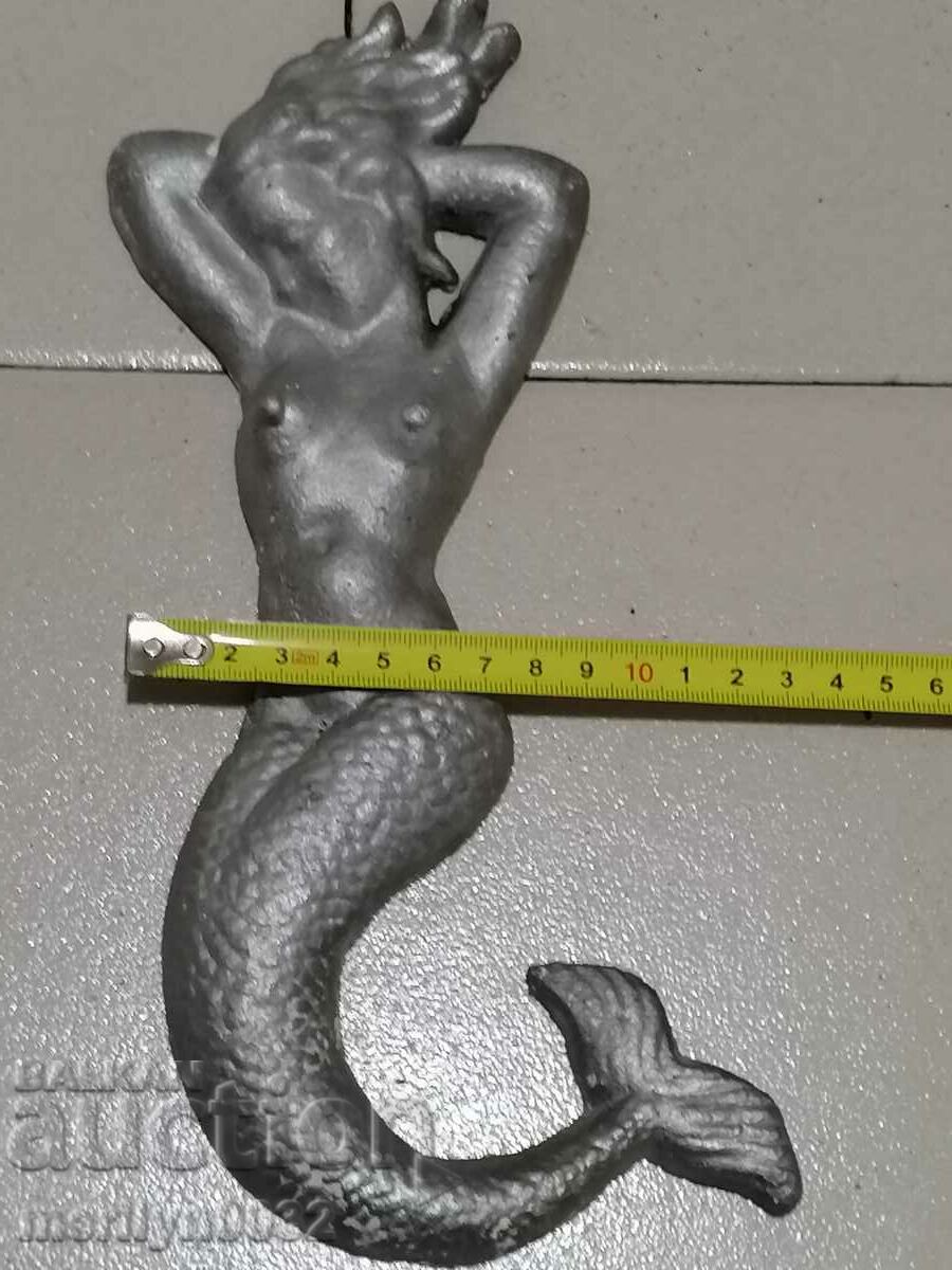 Доставка на Фигура на русалка релефен алуминий соц период барелеф Доставка на Фигура на русалка релефен алуминий соц период барелеф