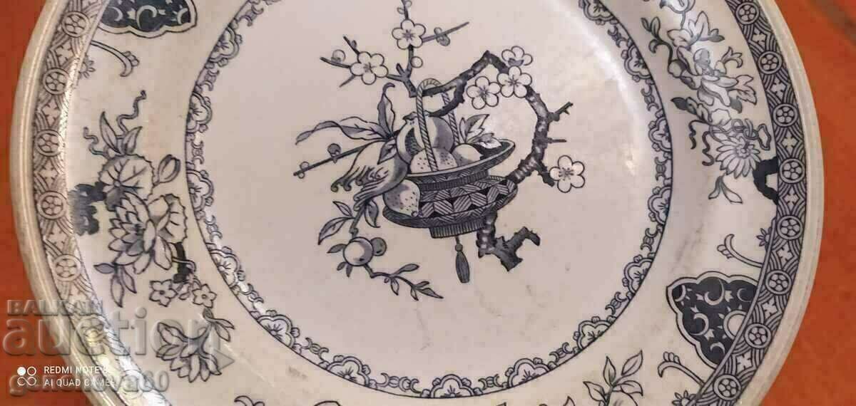 Licitație Farfurie din porțelan englezesc vechi de colecție