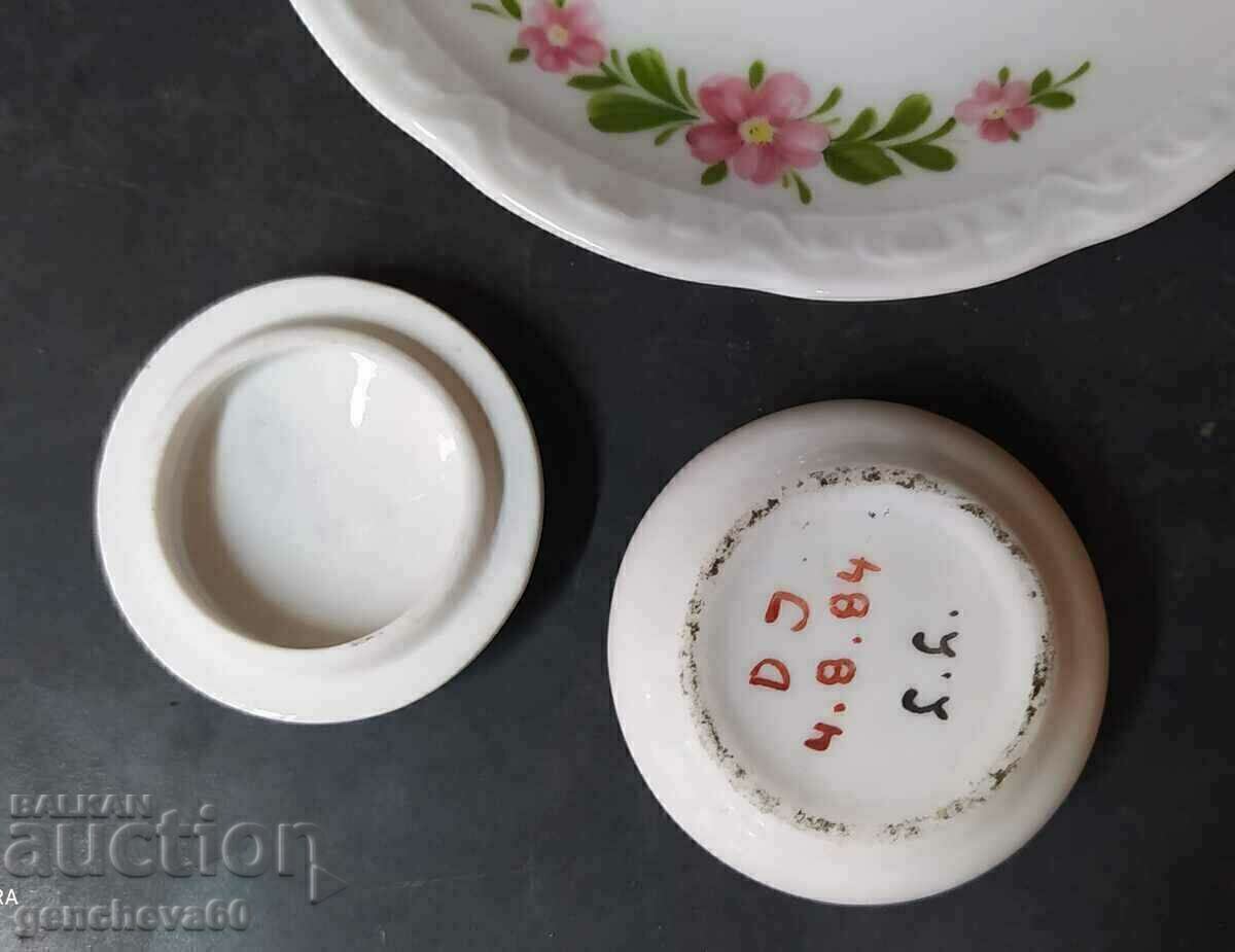 Δημοπρασία Ταμπακιέρα πορσελάνης 1984 Δημοπρασία Ταμπακιέρα πορσελάνης 1984