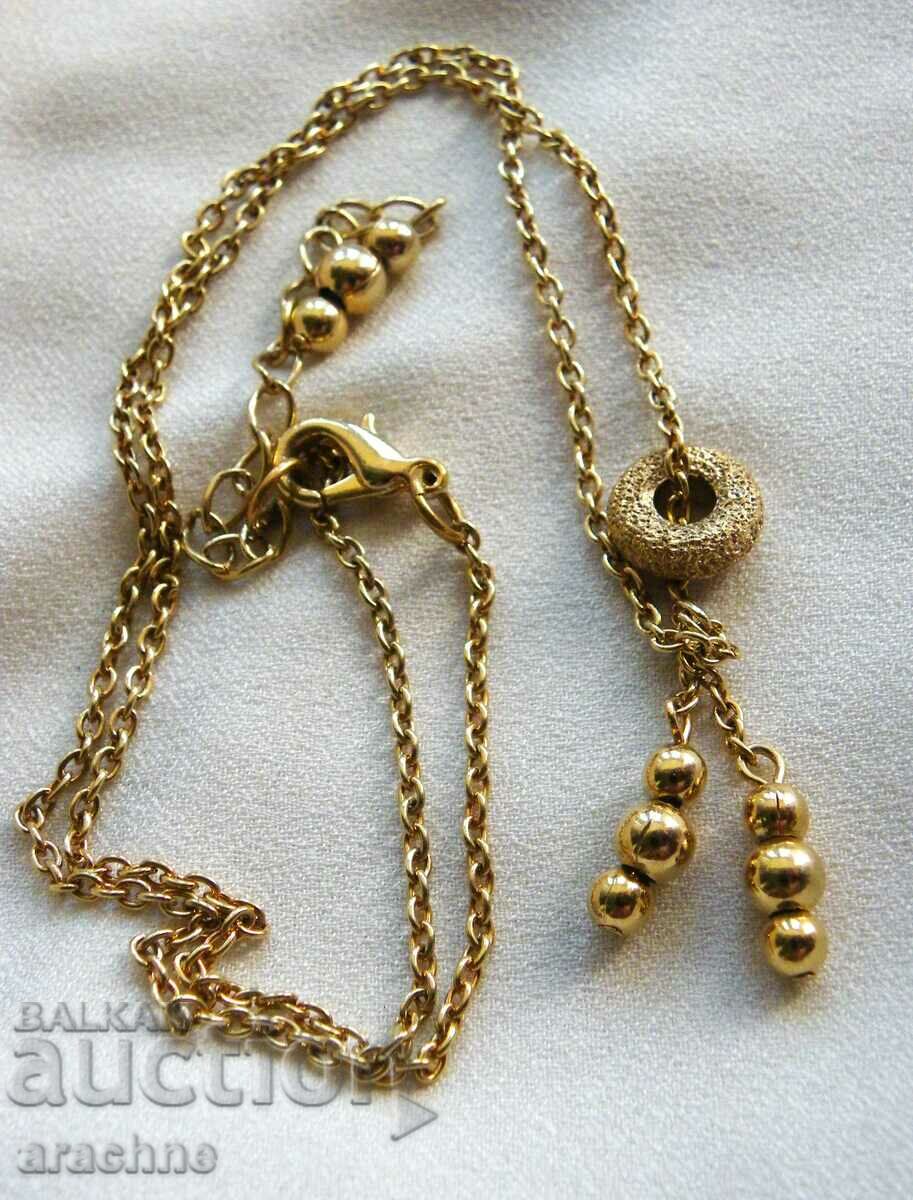 Delivery of Gold plated silver necklace