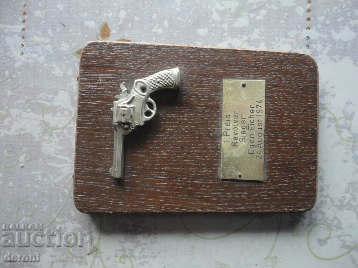 Figurină de bronz plastic Revolver Sieger - 6