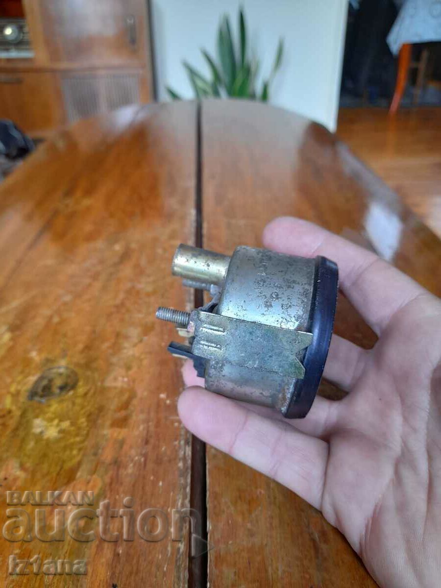 Auction Old car fuel gauge Auction Old car fuel gauge