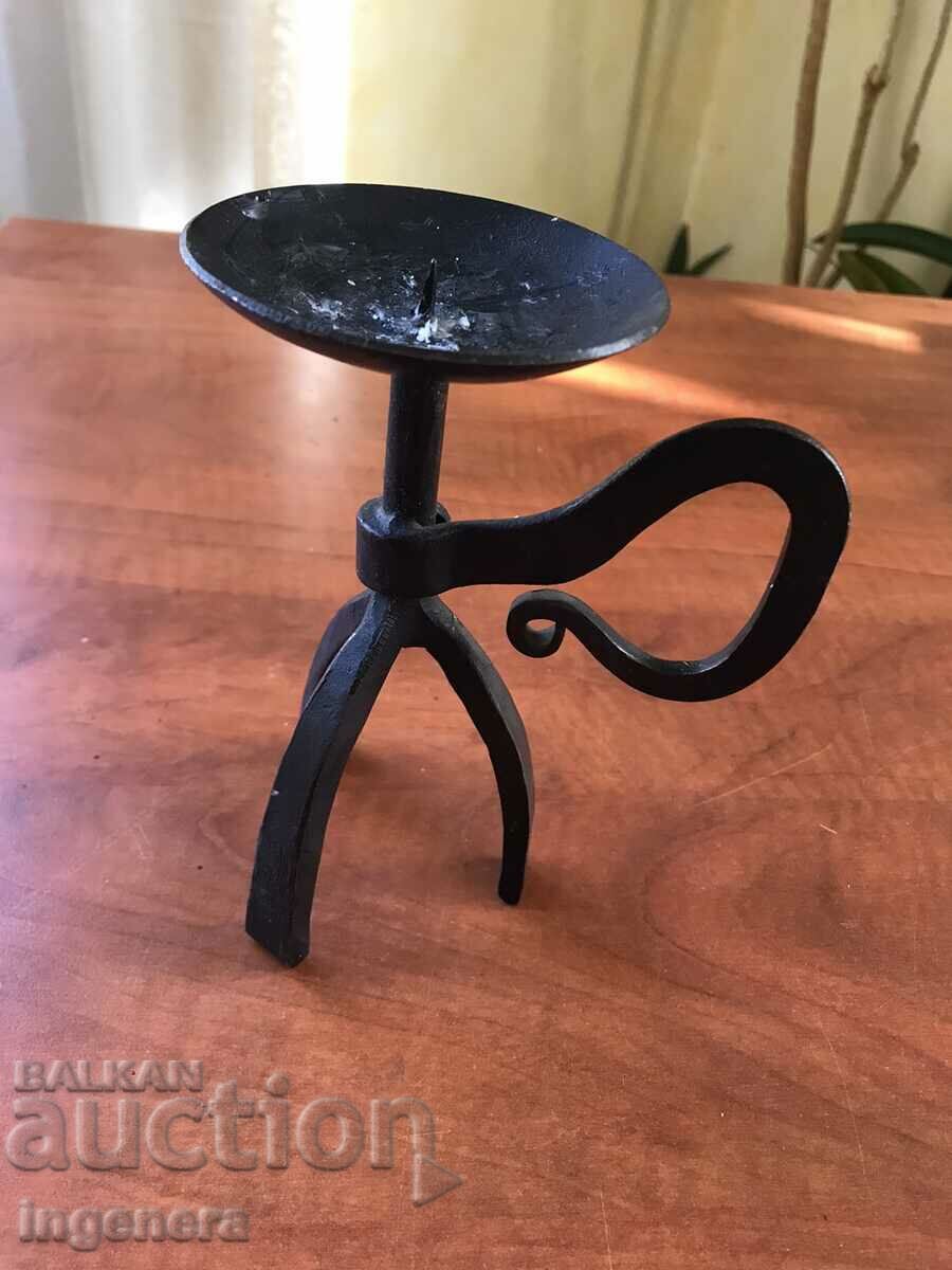 CANDLESTICK WROUGHT IRON METAL ANTIQUE SOLID - 5 CANDLESTICK WROUGHT IRON METAL ANTIQUE SOLID - 5