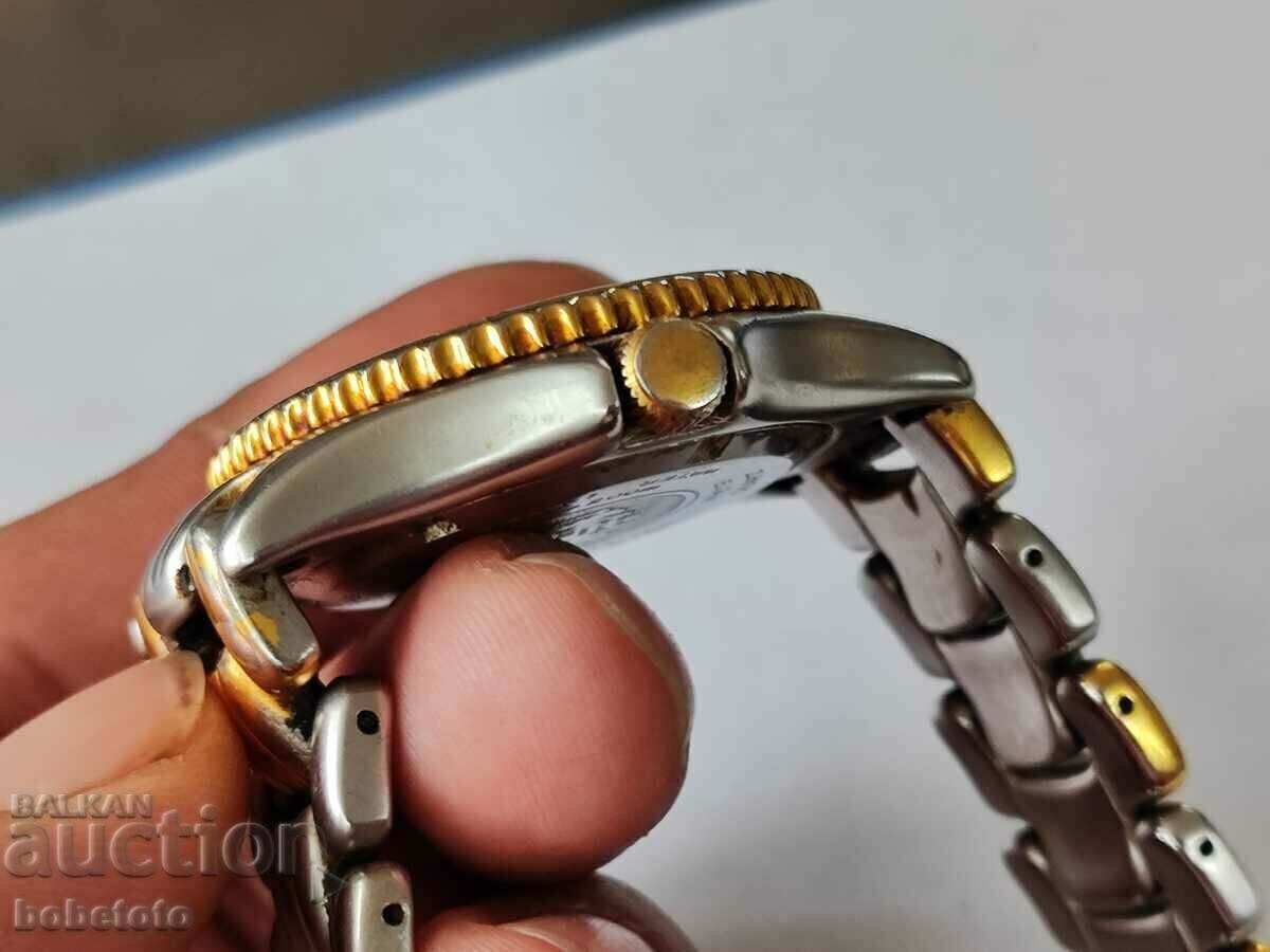 Auction Elgin quartz watch Auction Elgin quartz watch