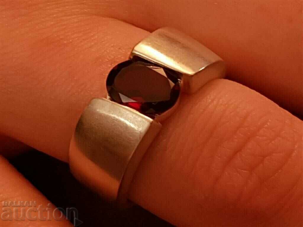 Stylish silver ring with garnet England satin silver with price 90.00 BGN | € 46.02 Stylish silver ring with garnet England satin silver with price 90.00 BGN | € 46.02