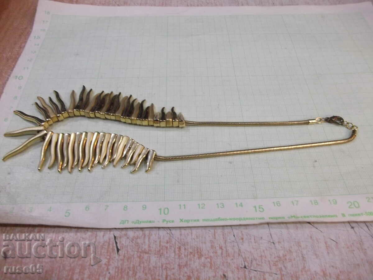 Delivery of Imitation jewelry necklace - 80 g. Delivery of Imitation jewelry necklace - 80 g.