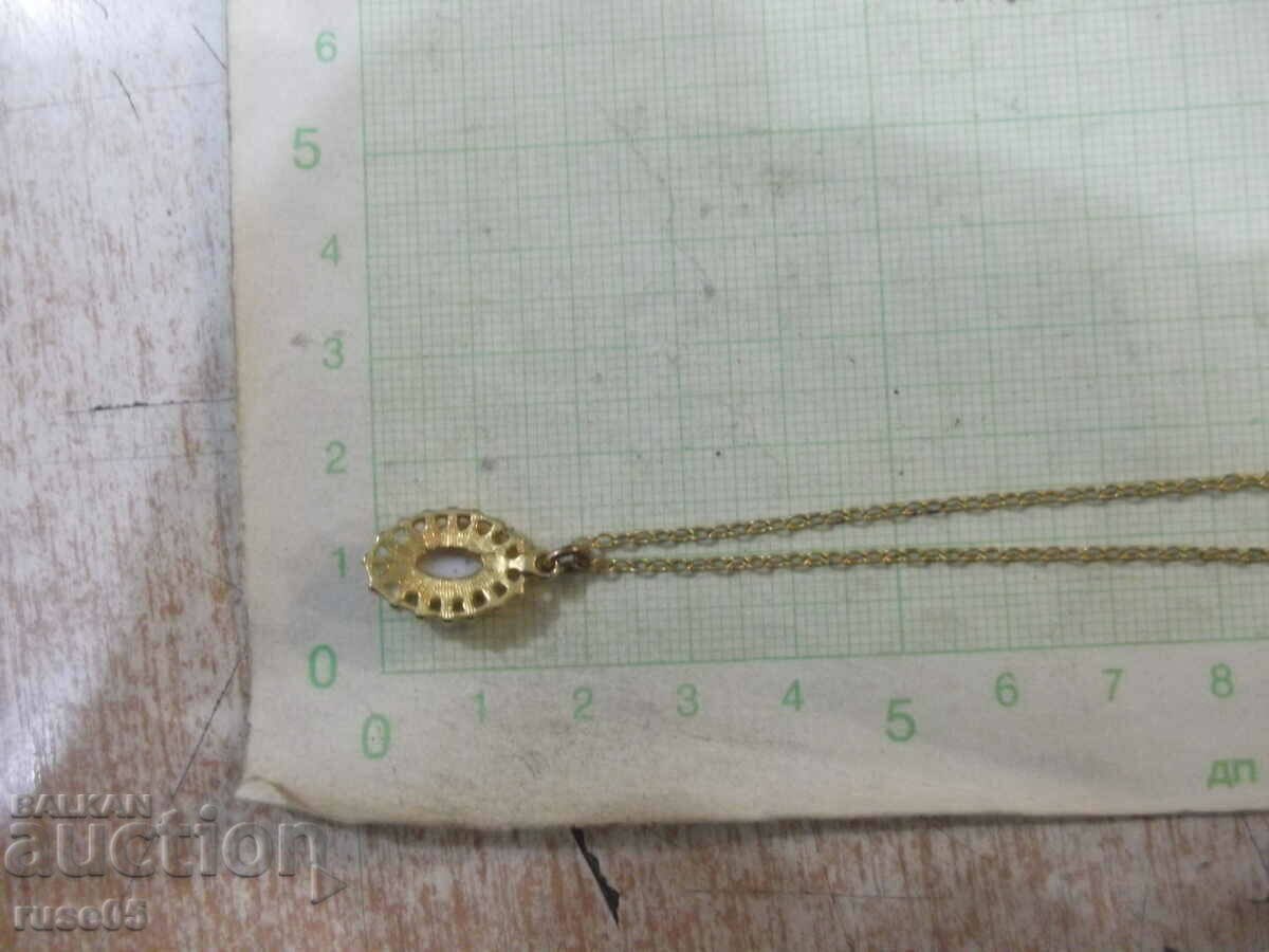 Колие с висулка с камък имитационна бижутерия - 6 Колие с висулка с камък имитационна бижутерия - 6