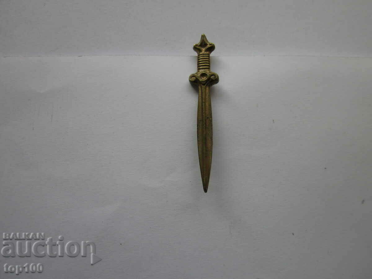 OLD TIE NEEDLE IN THE SHAPE OF A BZC SWORD !!! with price 8.00 BGN | € 4.09