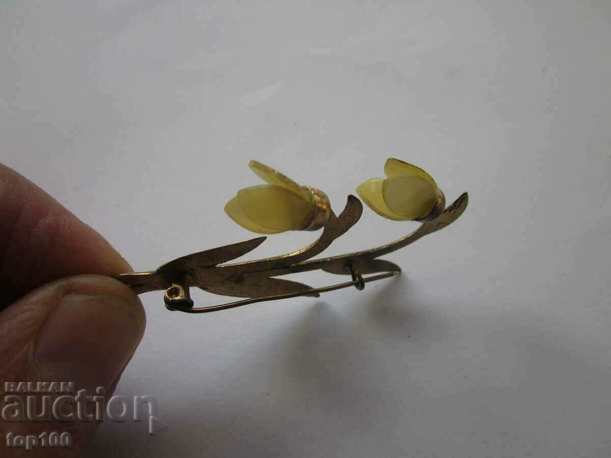 Delivery of OLD BROOCH IN THE SHAPE OF SNOWFLAKES BZC !!! Delivery of OLD BROOCH IN THE SHAPE OF SNOWFLAKES BZC !!!