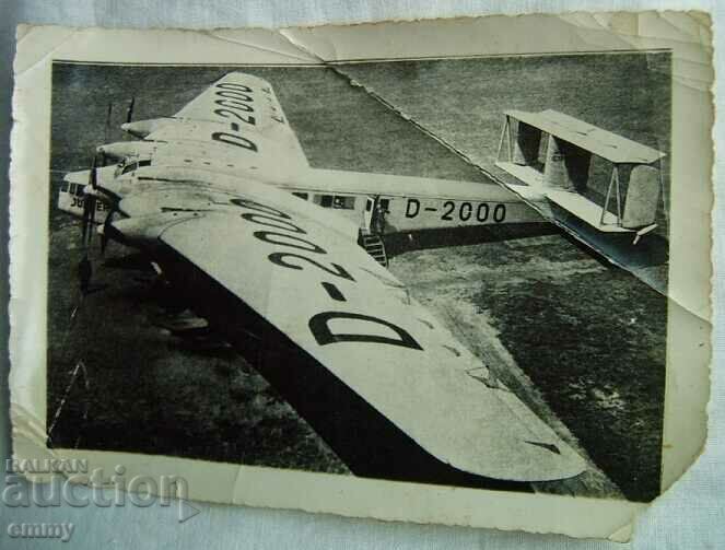 Снимка военен самолет D-2000 "Хинденбург" в Божурище, 1934