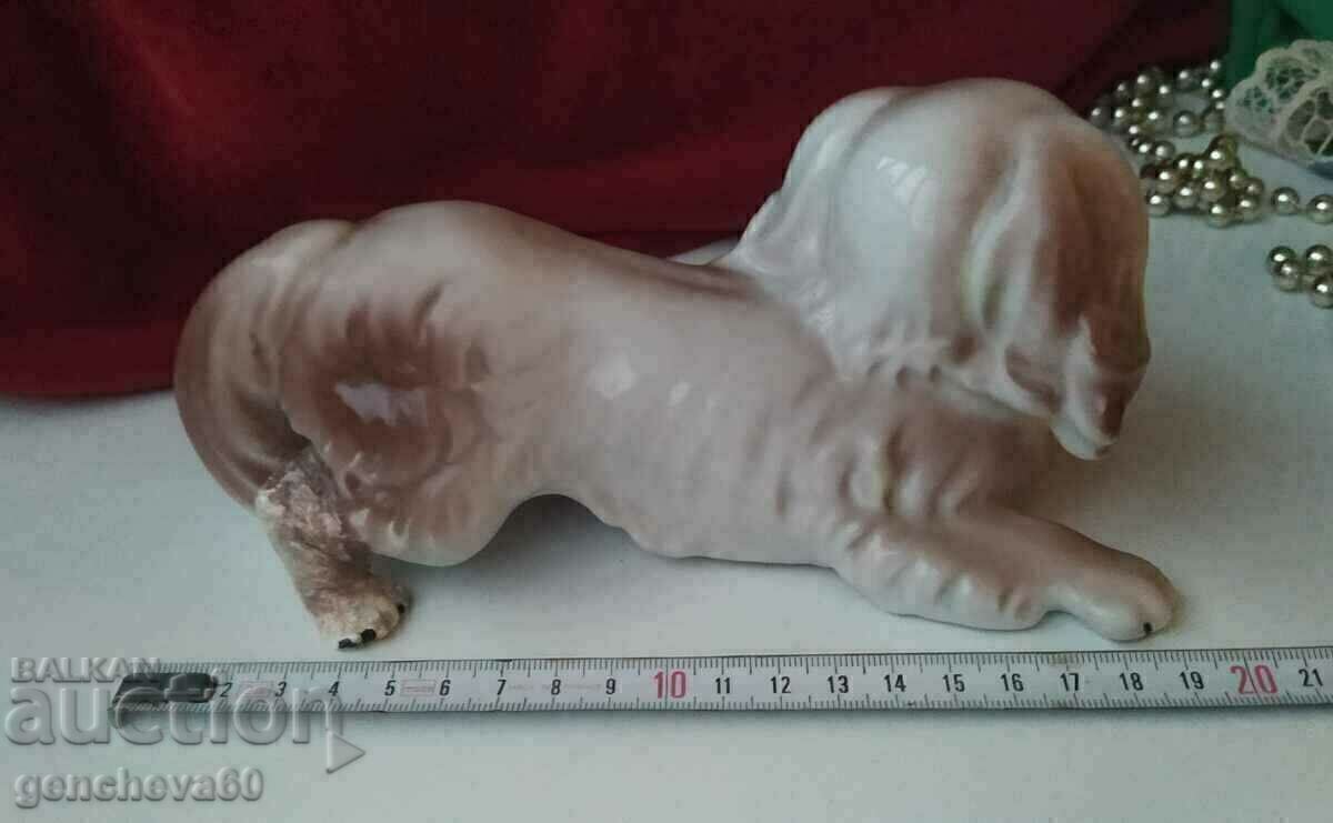 Μεγάλο πορσελάνινο σκυλί πεκινουά, με σήμανση με τιμή € 21.00 | 41.07 BGN