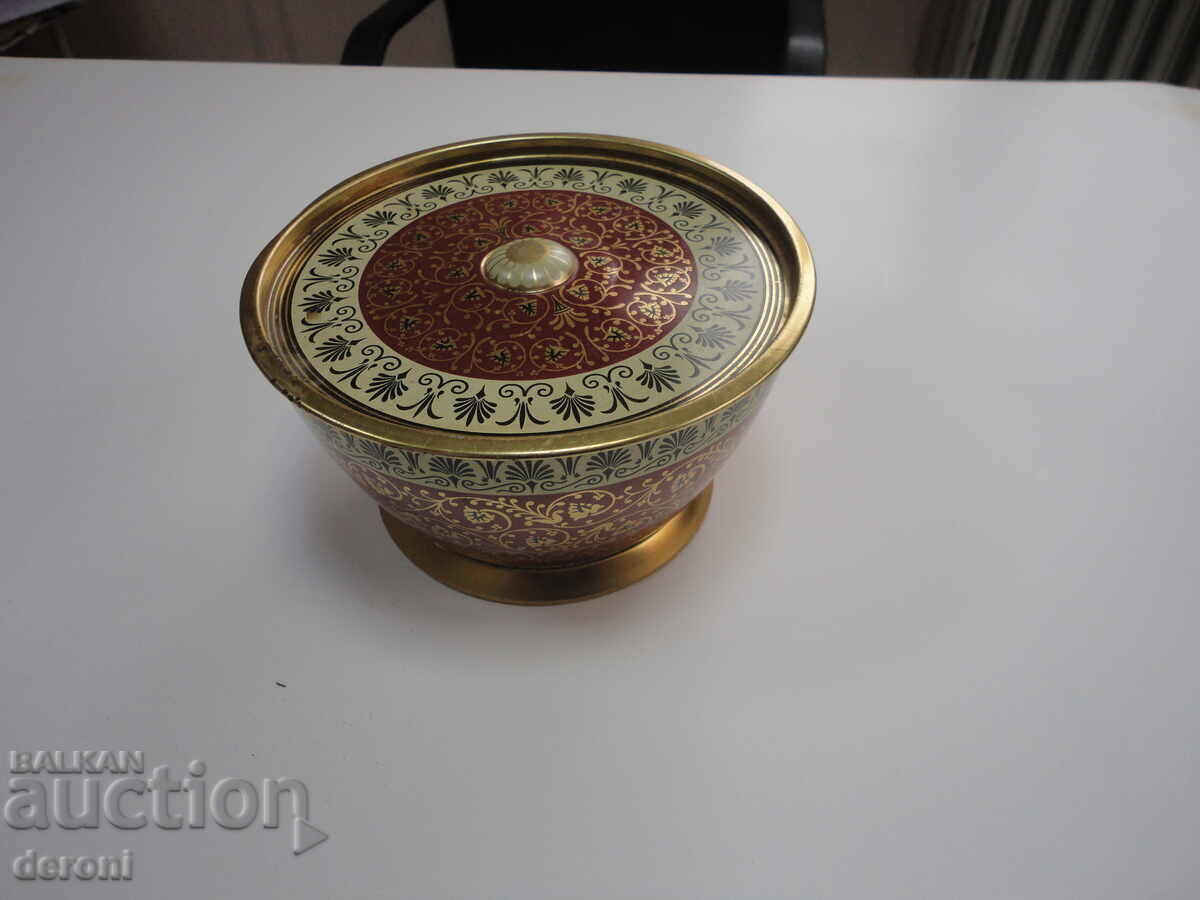 Ένα υπέροχο τσίγκινο κουτί - 5 Ένα υπέροχο τσίγκινο κουτί - 5