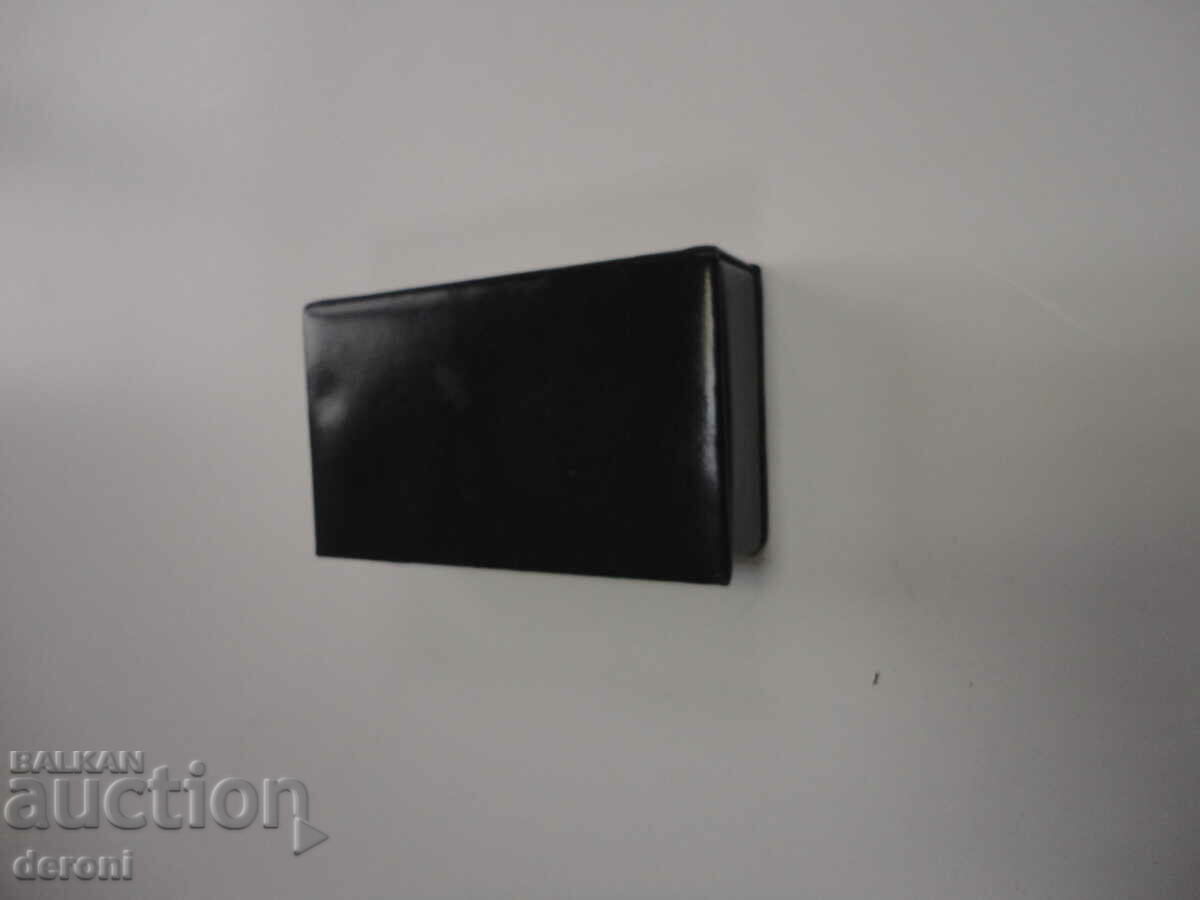 Great leather jewelry box with velvet with price 15.00 BGN | € 7.67 Great leather jewelry box with velvet with price 15.00 BGN | € 7.67