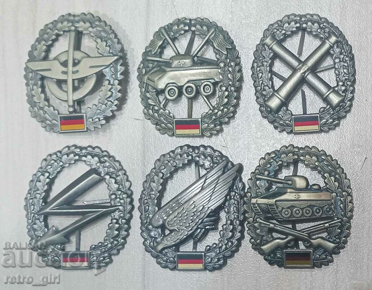 Set of signs - East Germany (GDR).