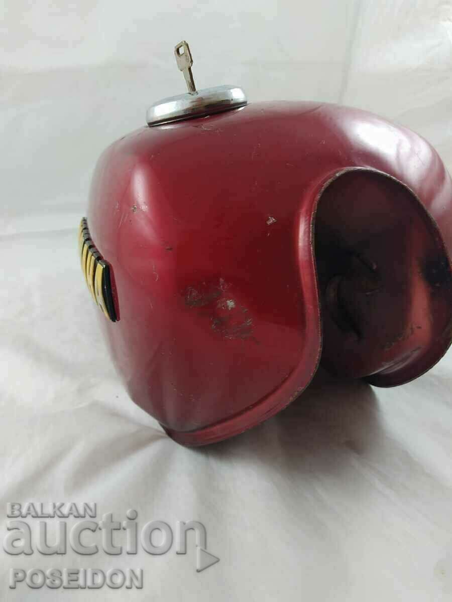 TANK FOR MOTORCYCLE YAMAHA, CAFE RACER with price 400.00 BGN | € 204.52