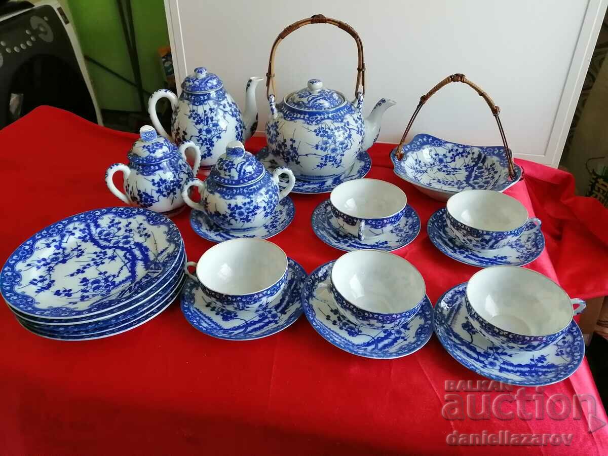 Vechi serviciu japonez de ceai din porțelan chinezesc
