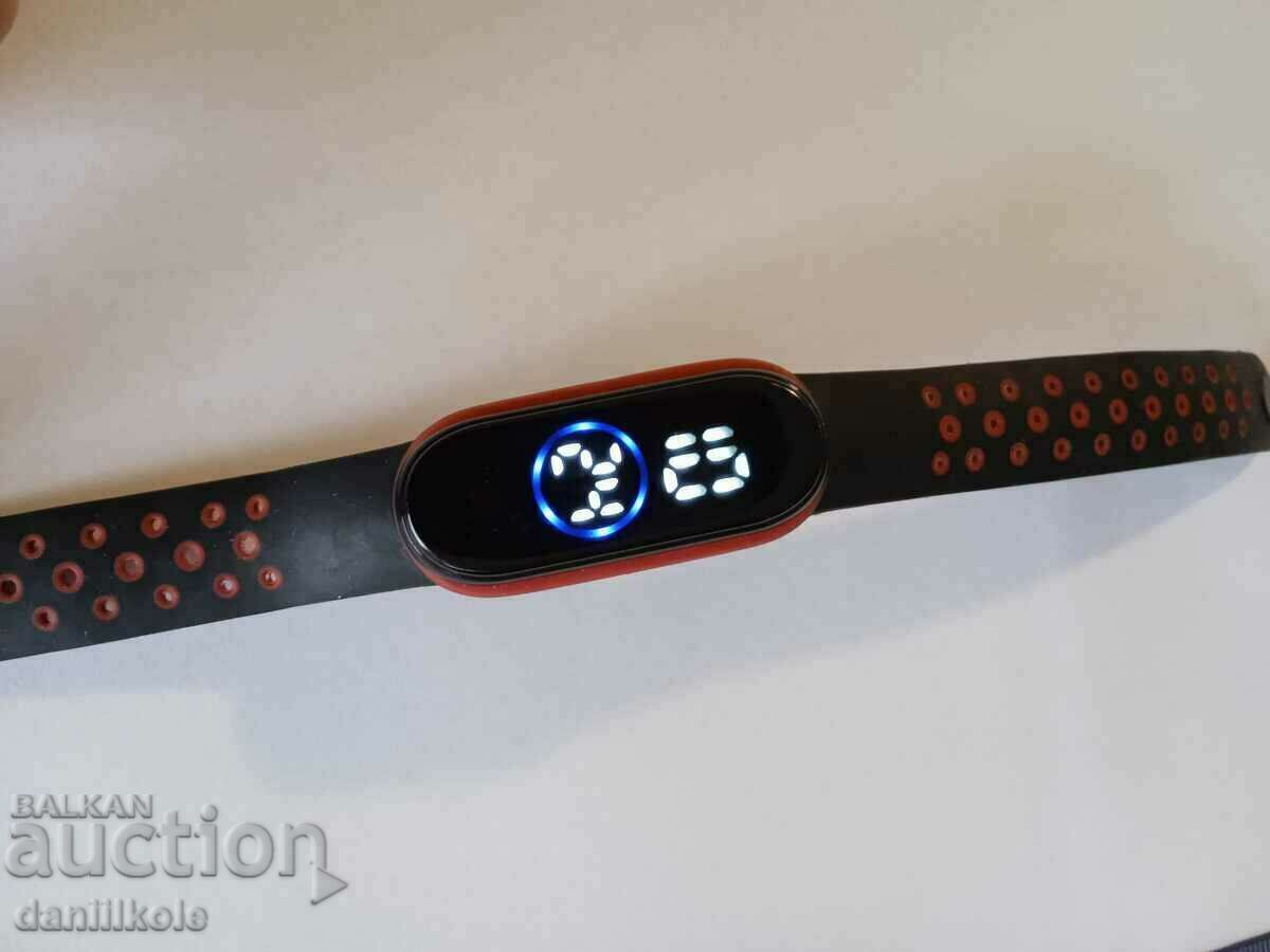 *$*Y*$* SMART WATCH *$*Y*$* - 5 *$*Y*$* SMART WATCH *$*Y*$* - 5