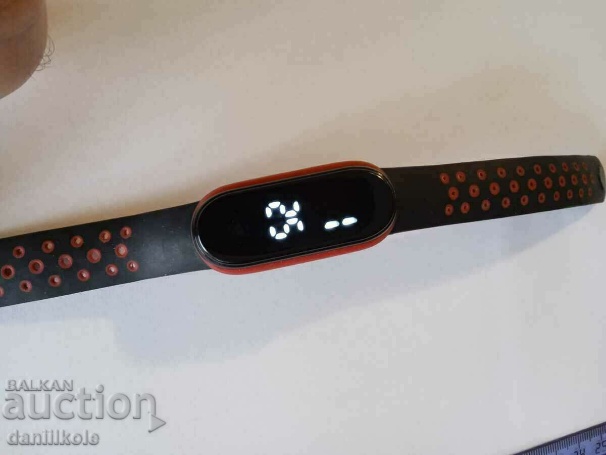 *$*Y*$* SMART WATCH *$*Y*$* - 6 *$*Y*$* SMART WATCH *$*Y*$* - 6