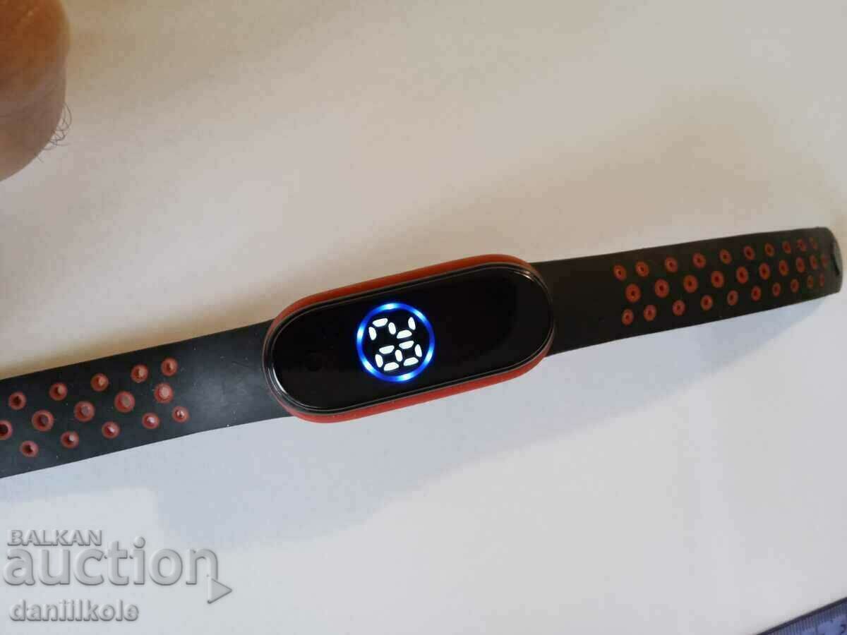 *$*Y*$* SMART WATCH *$*Y*$* - 7 *$*Y*$* SMART WATCH *$*Y*$* - 7