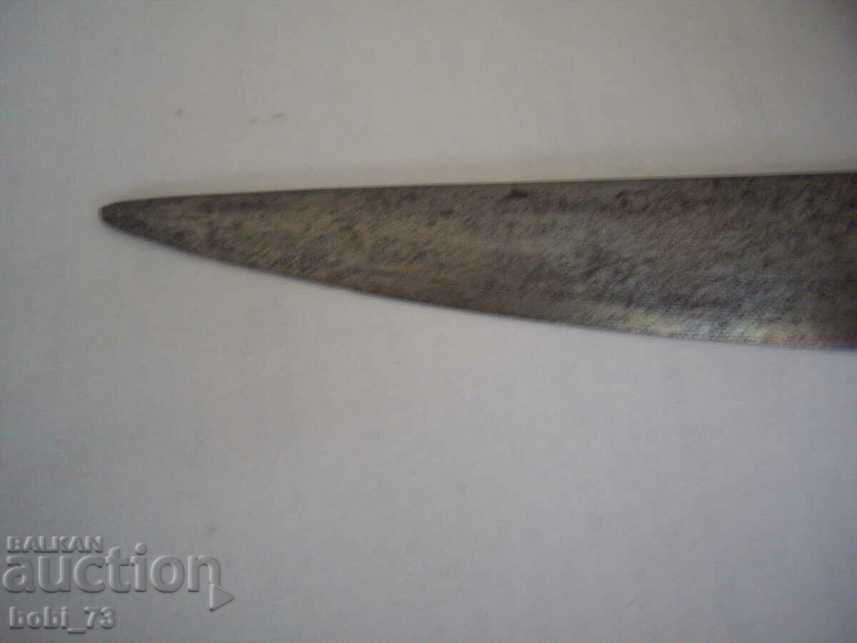 Old bayonet with bronze handles. - 5 Old bayonet with bronze handles. - 5