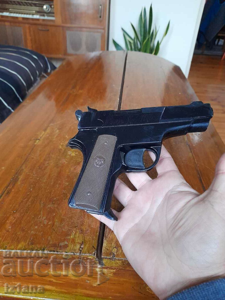 Auction An old children's gun Auction An old children's gun
