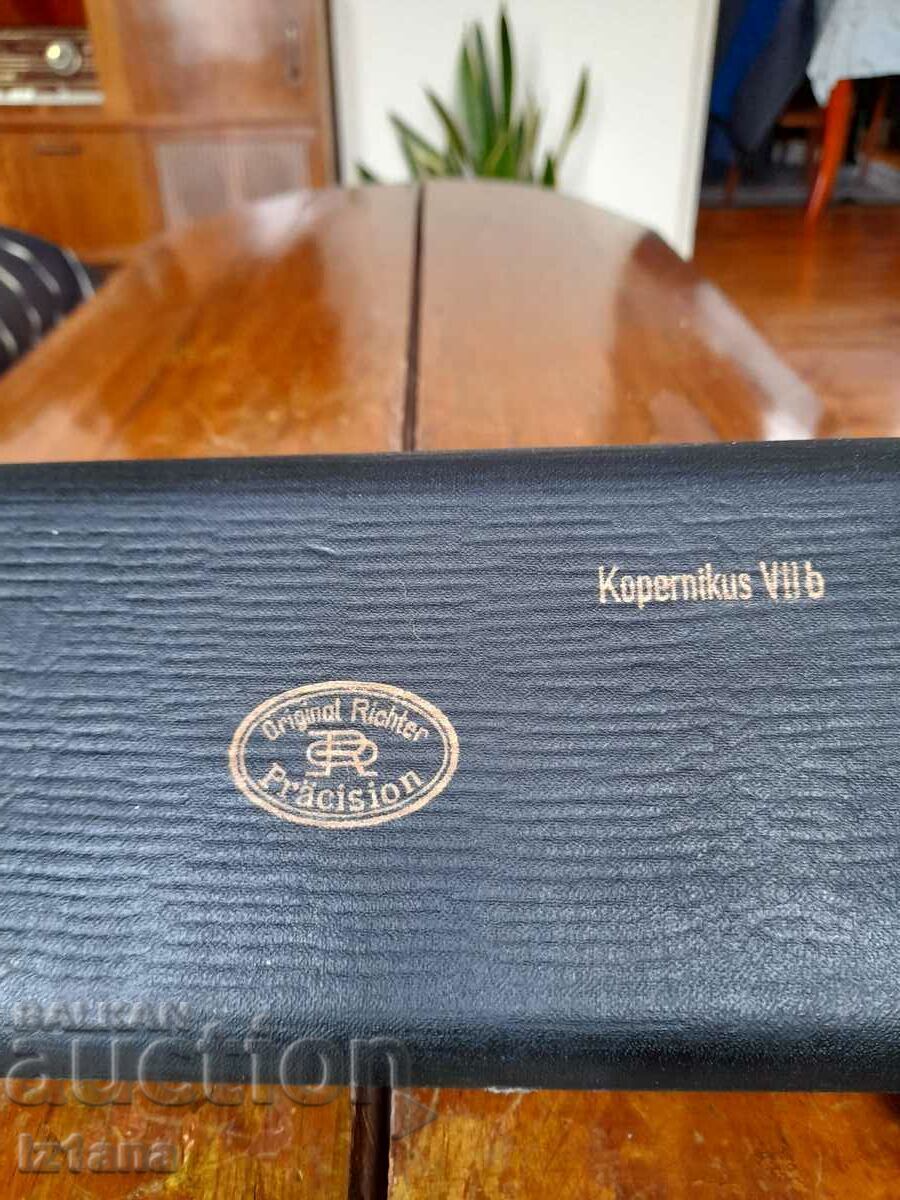 Auction Old box of Richter Koprernikus calipers Auction Old box of Richter Koprernikus calipers