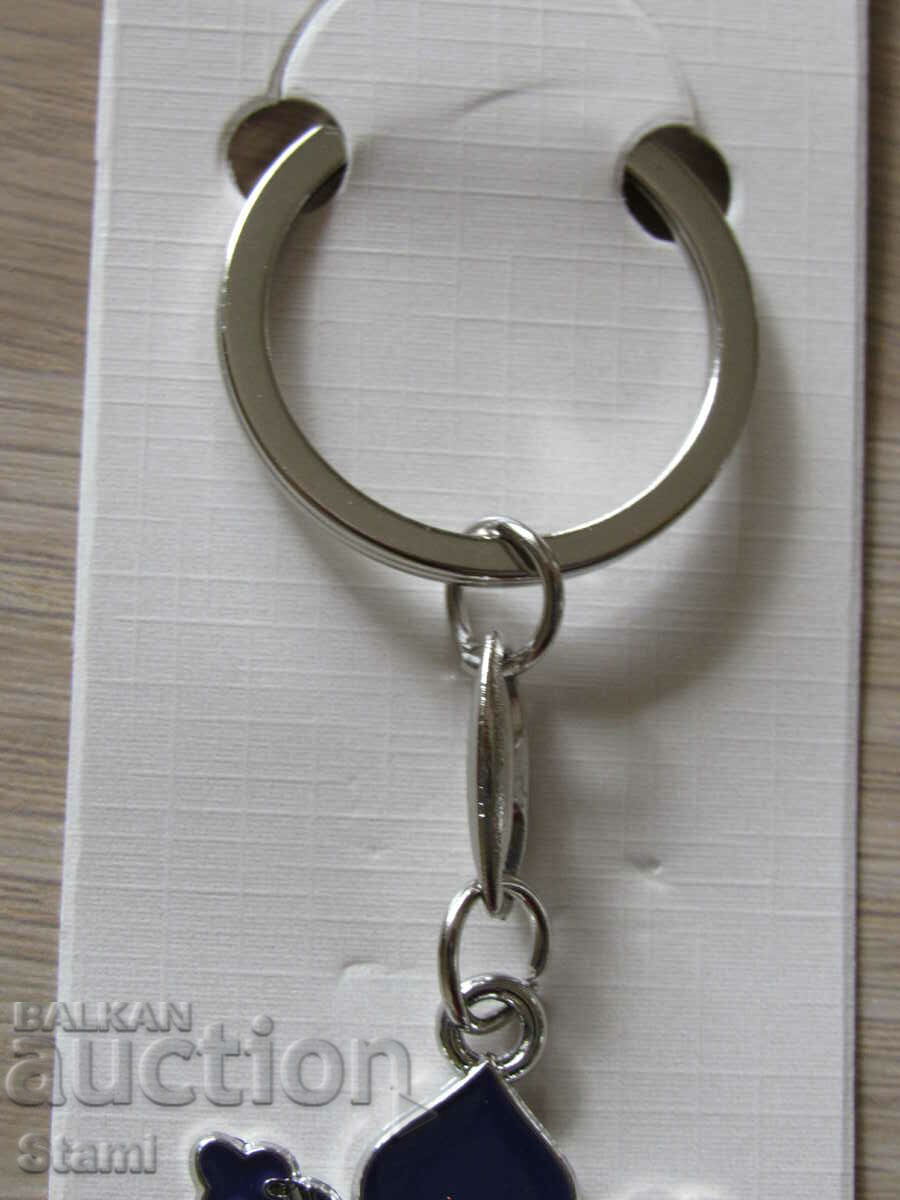 Delivery of Metal key ring from Florence, Italy