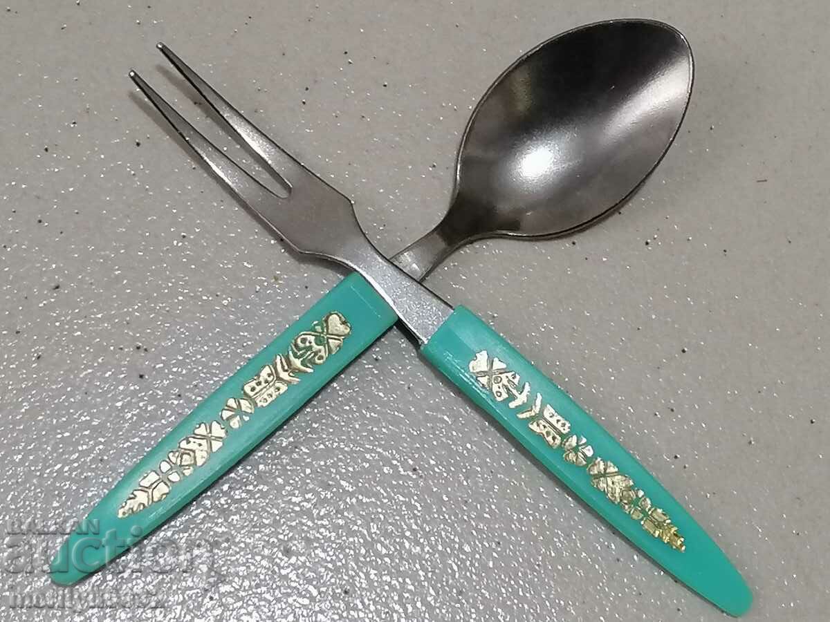 Delivery of Set of 6 dessert spoons, 6 forks, NRB