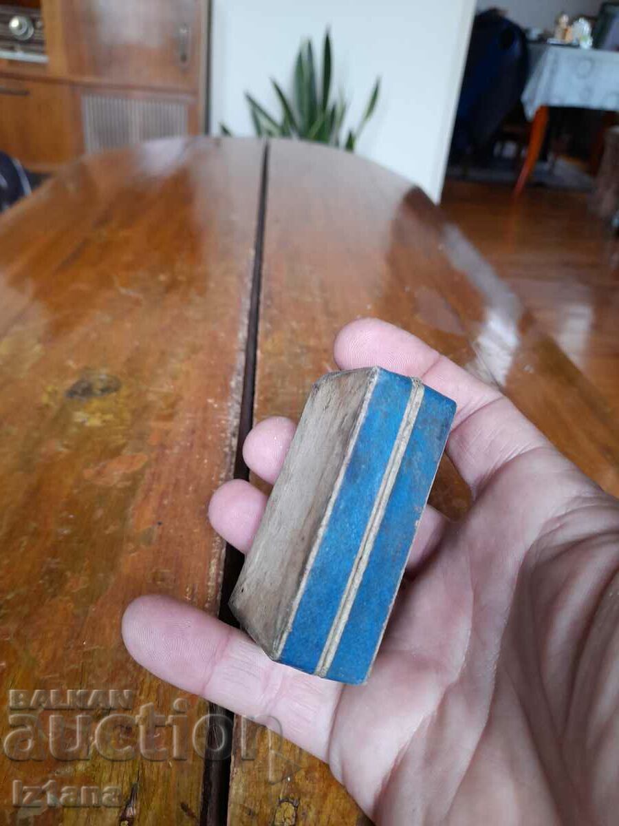 Licitație Veche cutie de ceas LCHZ Licitație Veche cutie de ceas LCHZ