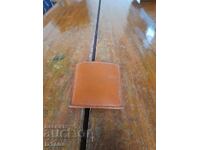 Poșetă veche din piele