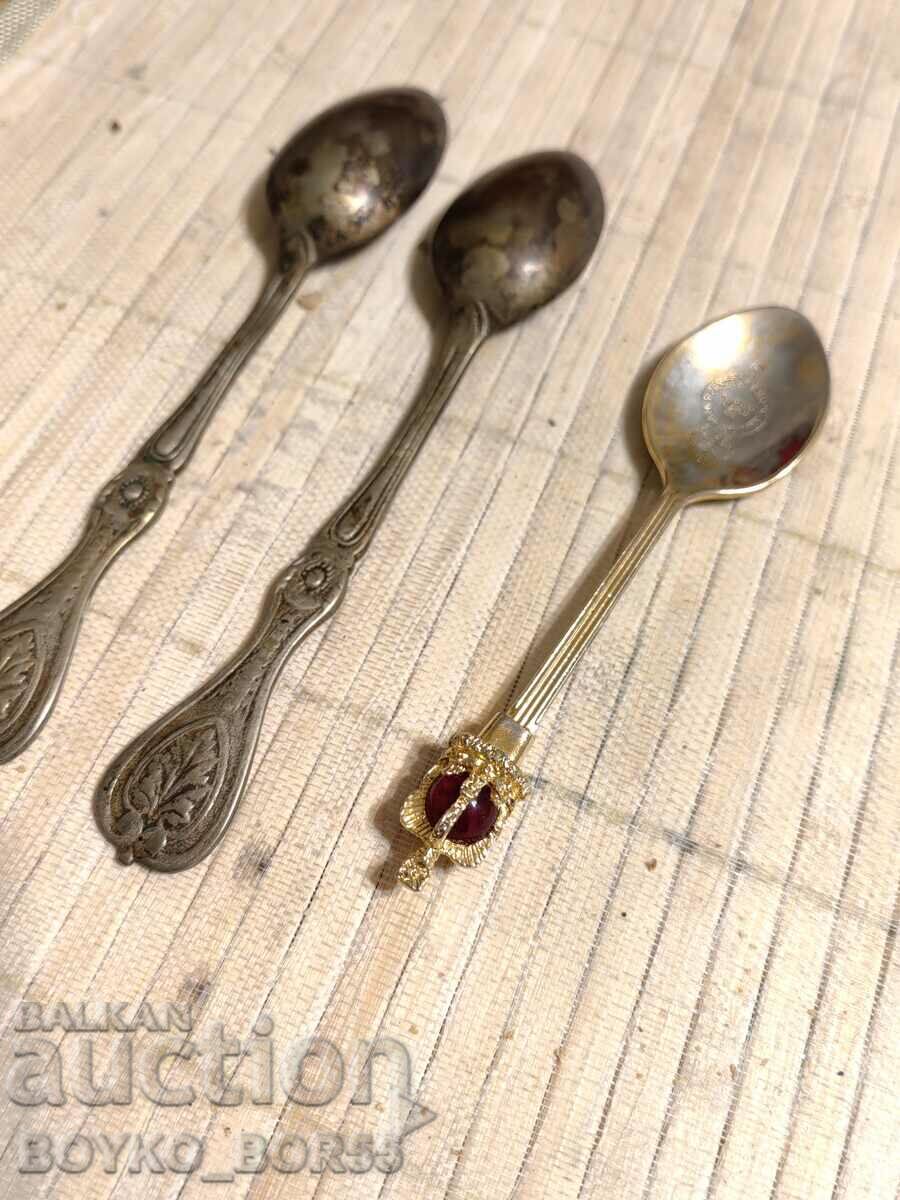 Delivery of Two Old Bronze Spoons + Third Bonus Delivery of Two Old Bronze Spoons + Third Bonus