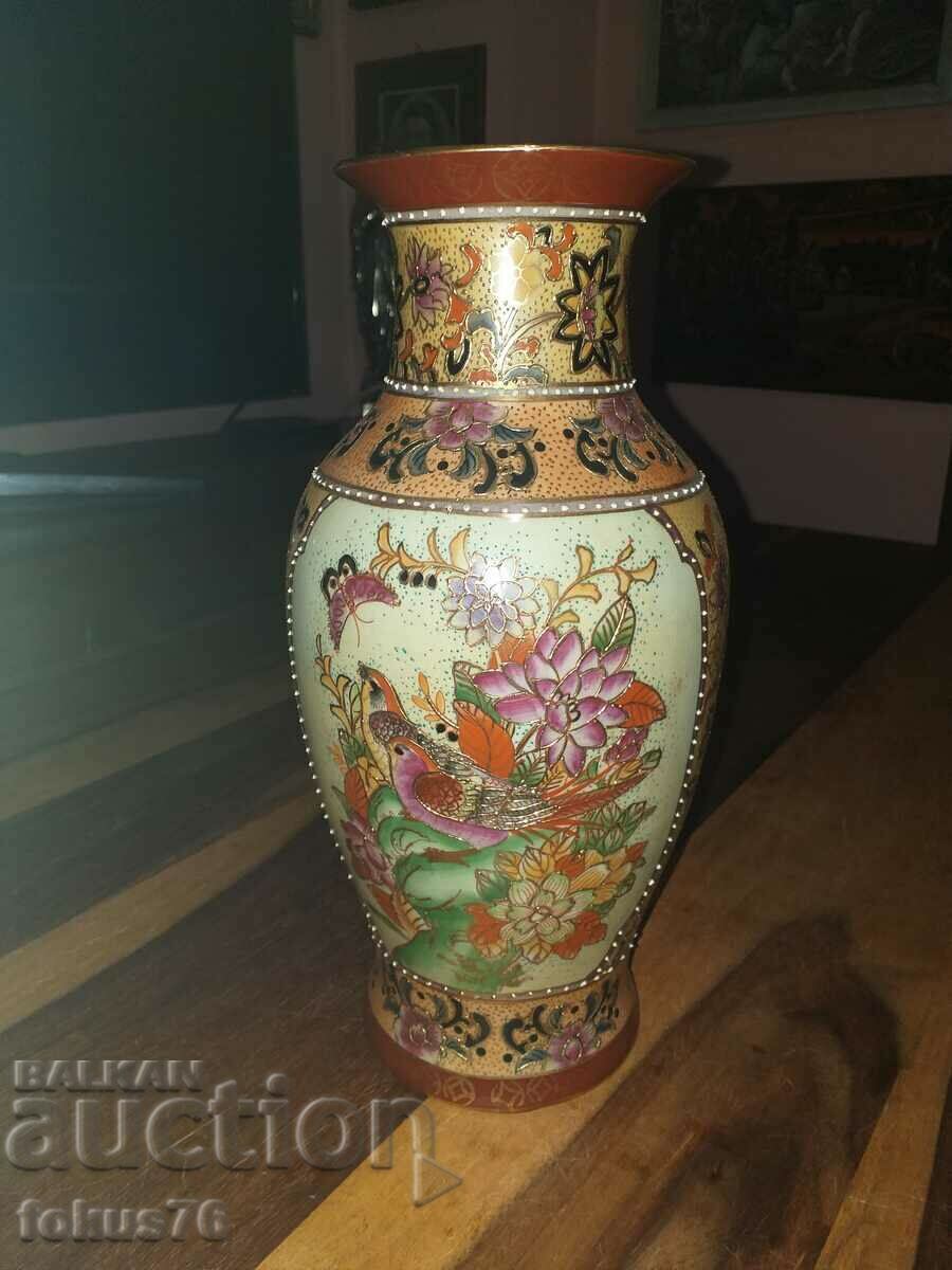 Satsuma Satsuma Old Chinese porcelain vase
