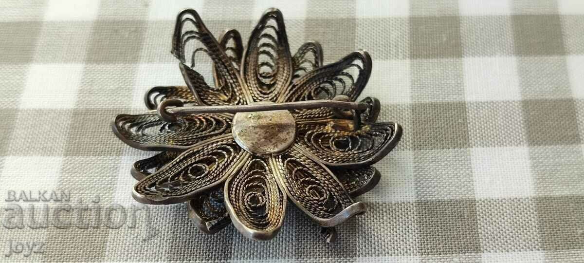 Delivery of ANTIQUE SILVER (SAMPLE 900) FILIGREE BROOCH Delivery of ANTIQUE SILVER (SAMPLE 900) FILIGREE BROOCH