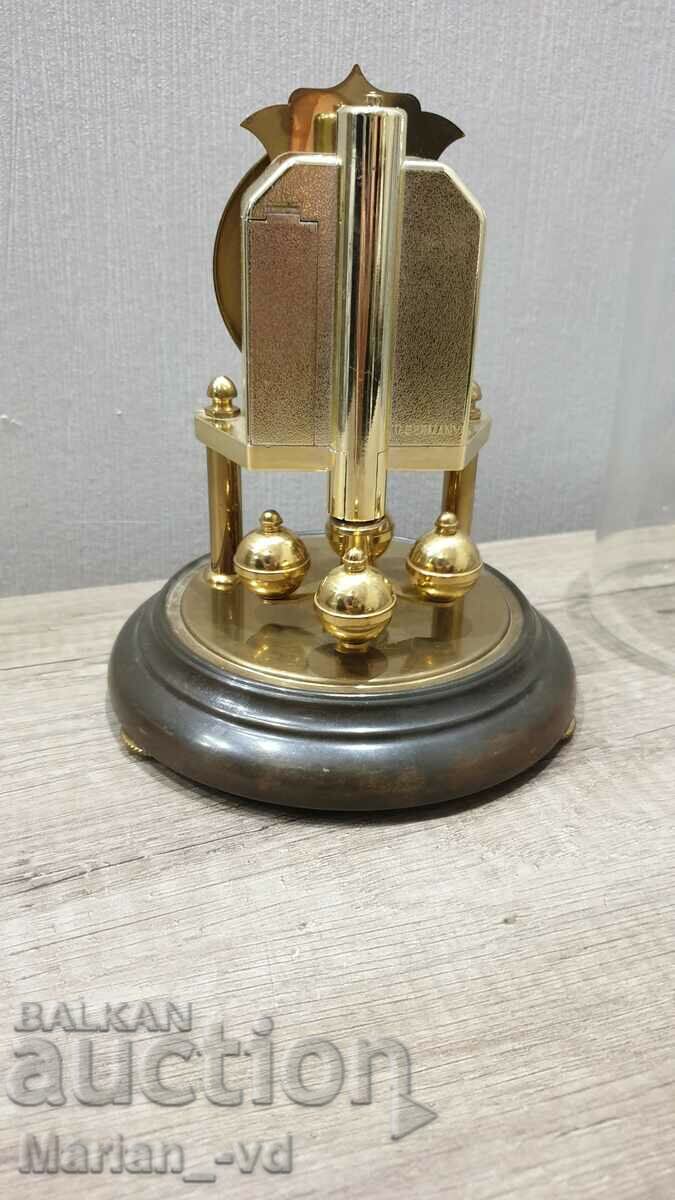 Delivery of German table clock with glass dome