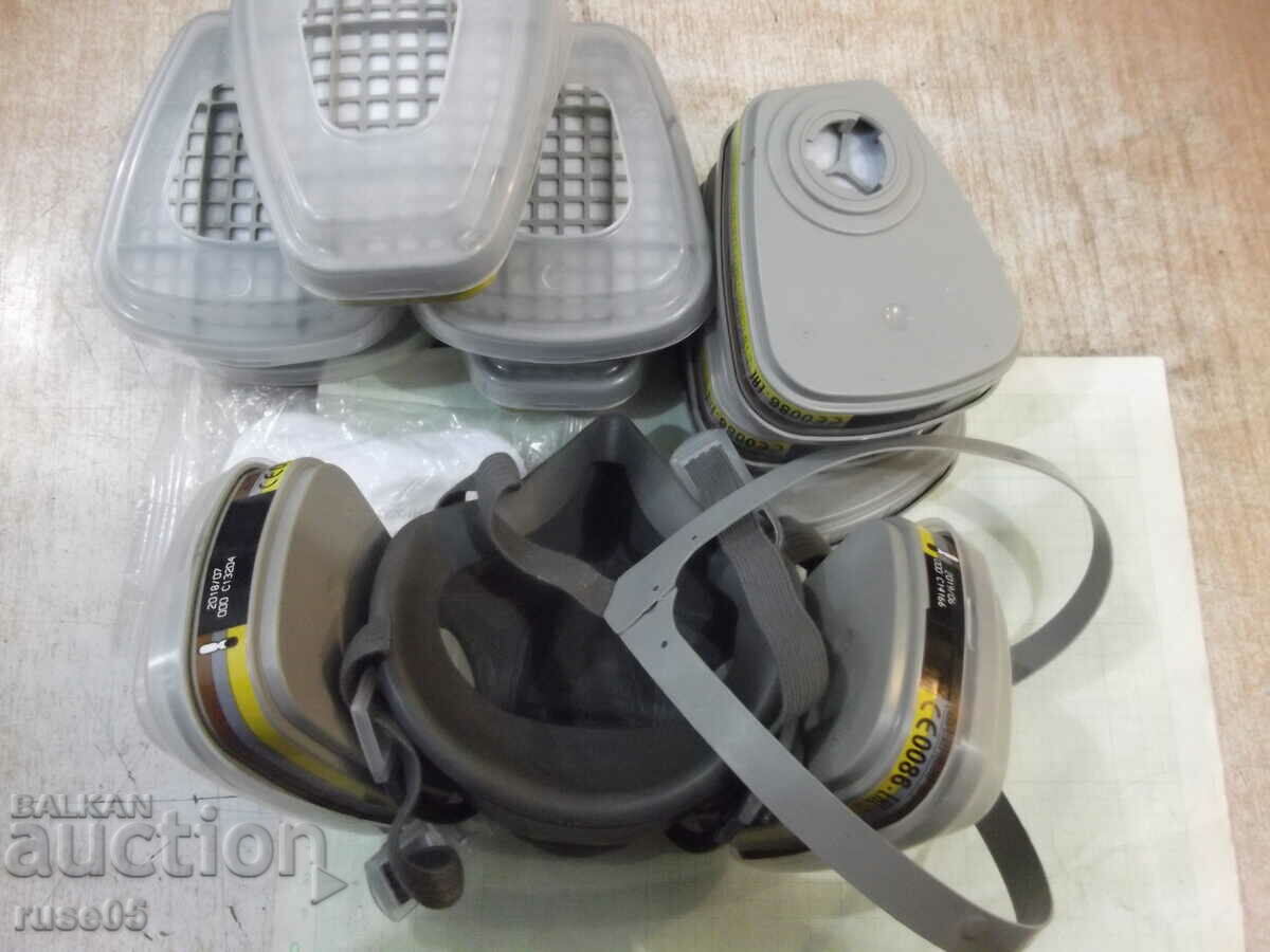 Licitație Semi-mască reutilizabilă „ZM” cu un set de filtre