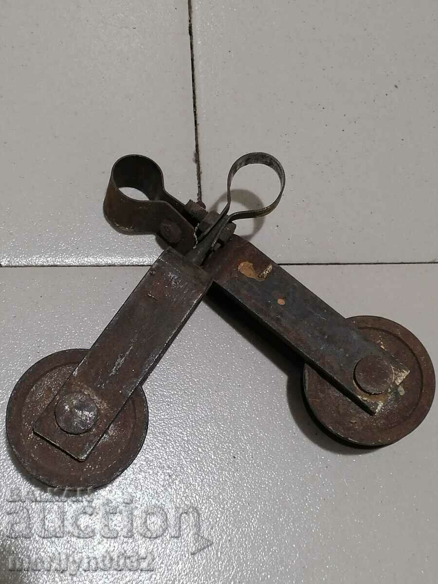 Old roll 2 pieces polyspast wrought iron - 5 Old roll 2 pieces polyspast wrought iron - 5