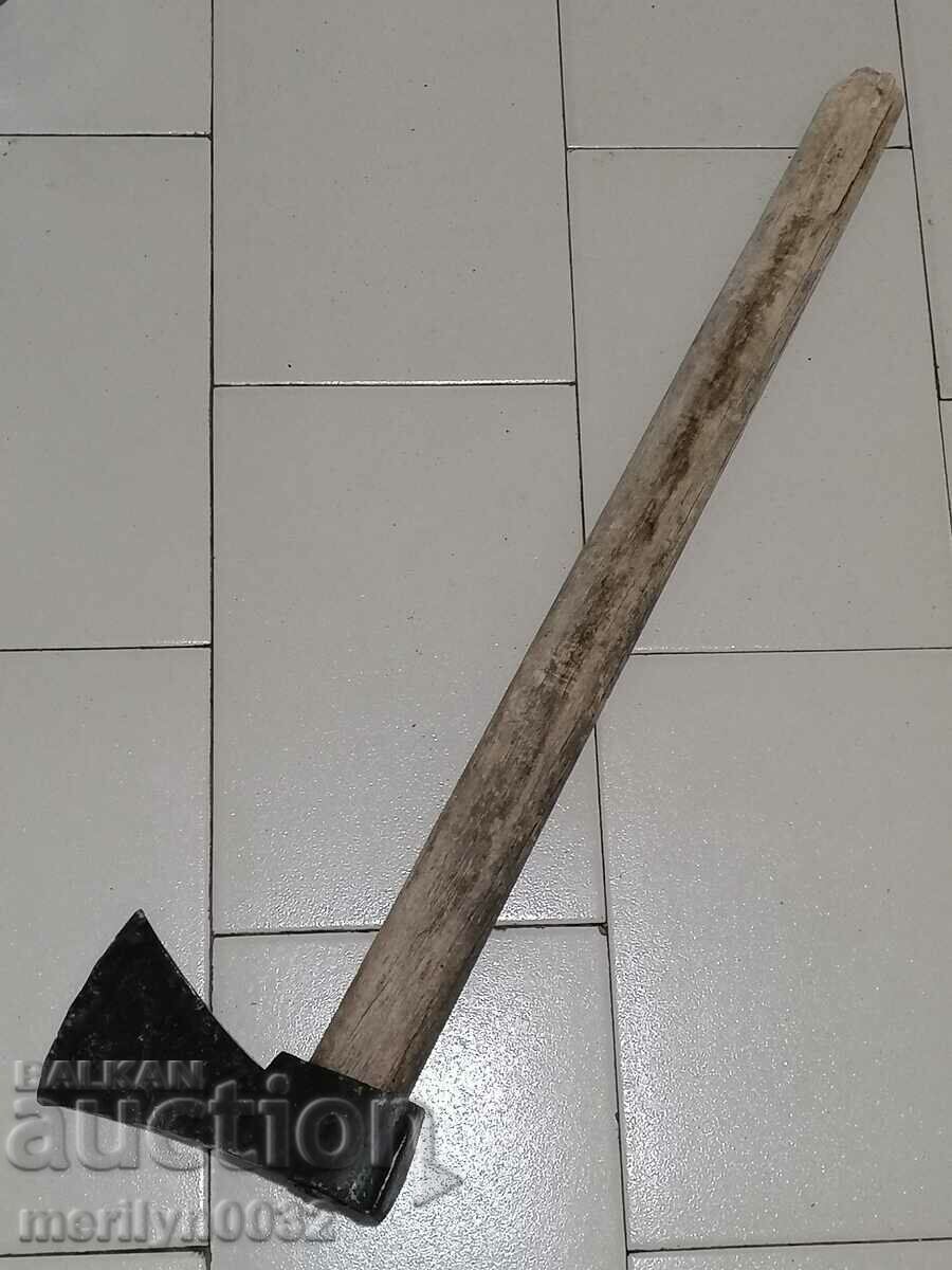 Old ax ax saber hatchet sap with price 89.00 BGN | € 45.50 Old ax ax saber hatchet sap with price 89.00 BGN | € 45.50