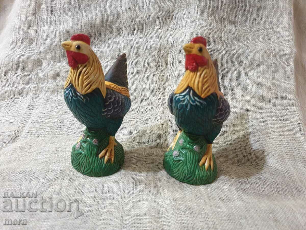 A pair of figurines - porcelain, majolica, biscuit with price 30.00 BGN | € 15.34 A pair of figurines - porcelain, majolica, biscuit with price 30.00 BGN | € 15.34